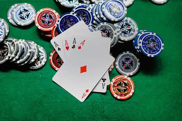 Koleksi permainan qris711 mencakup sportsbook Liga 1, kasino live-dealer, dan slot games
